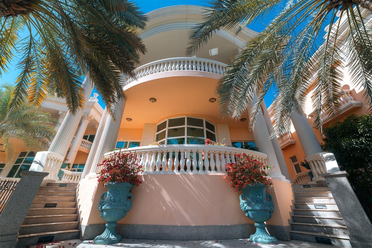 Вилла в Дубае, ОАЭ, 631.55 м² - фото 2