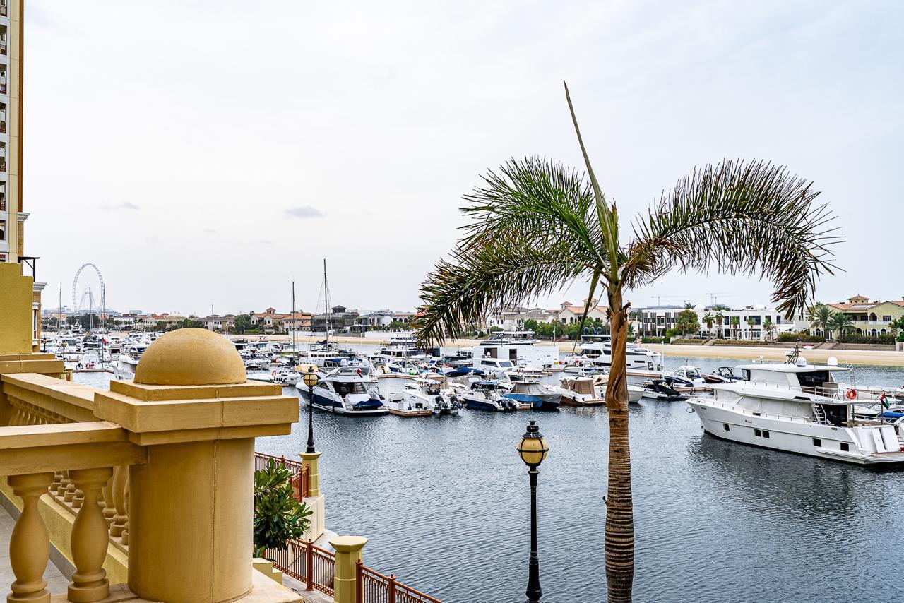 Таунхаус в Дубае, ОАЭ, 374 м² - фото 1