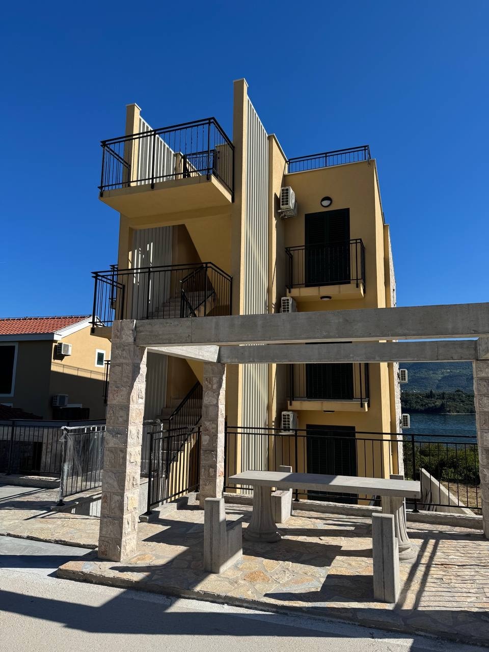 Пентхаус в Тивате, Черногория, 96 м² - фото 4