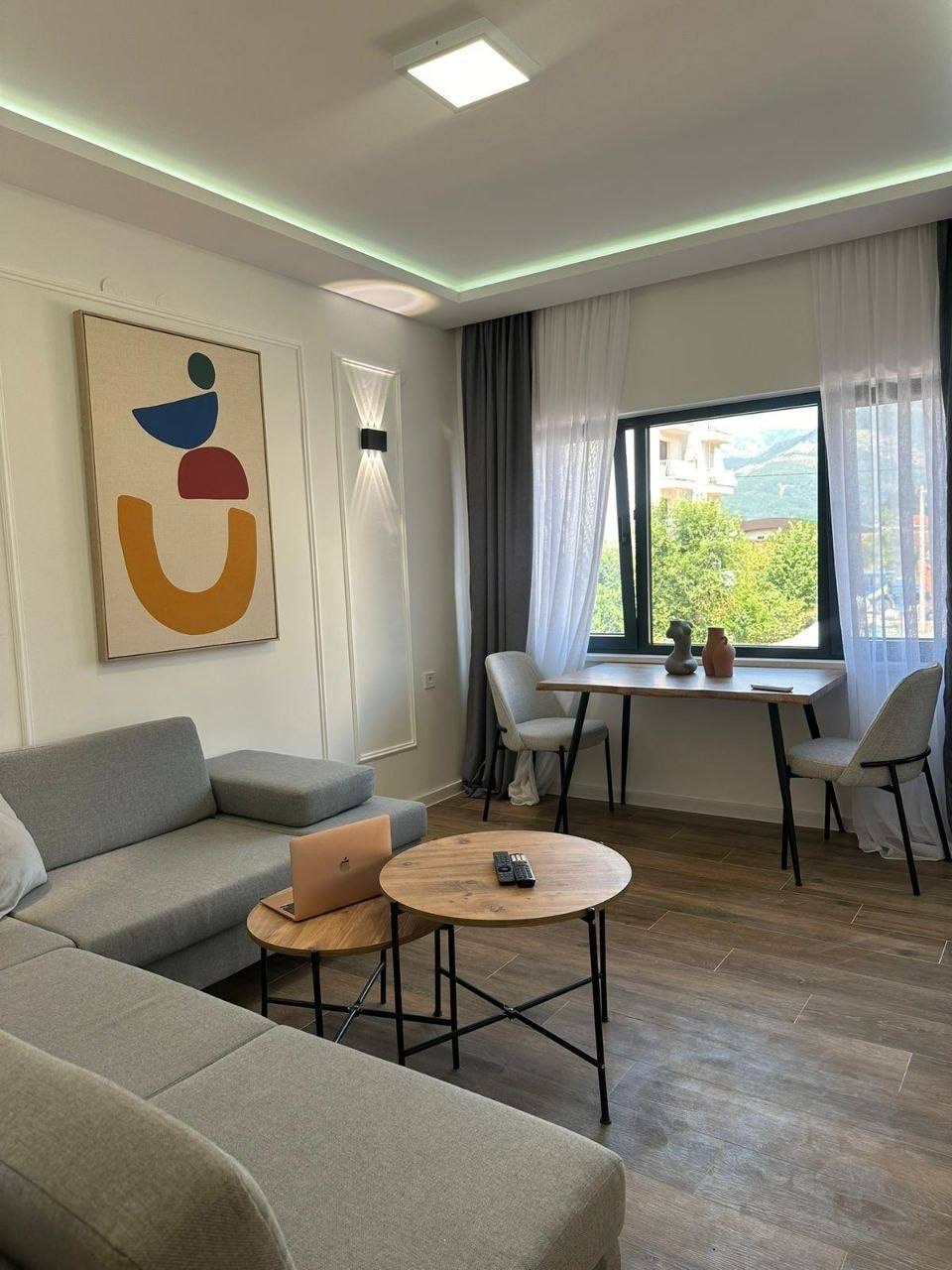 Квартира в Тивате, Черногория, 40 м² - фото 1