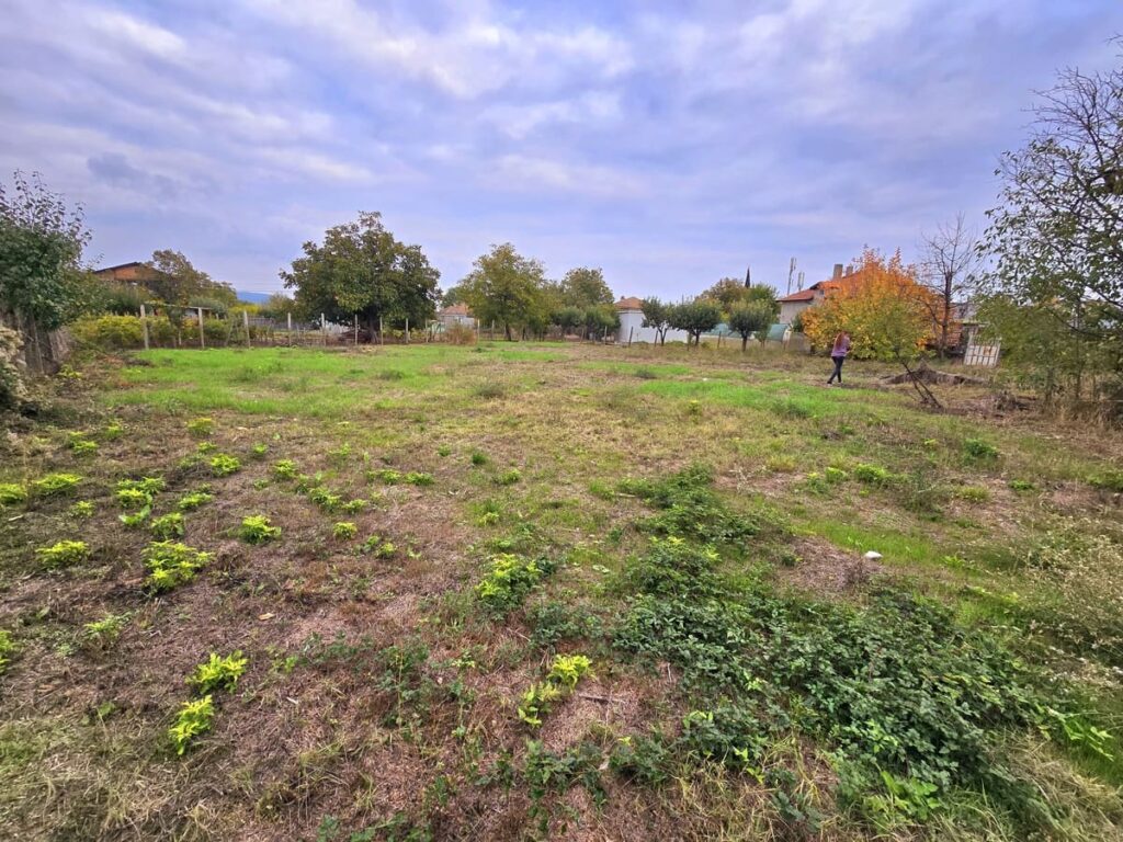 Земля в Гюлёвце, Болгария, 1 100 м² - фото 10
