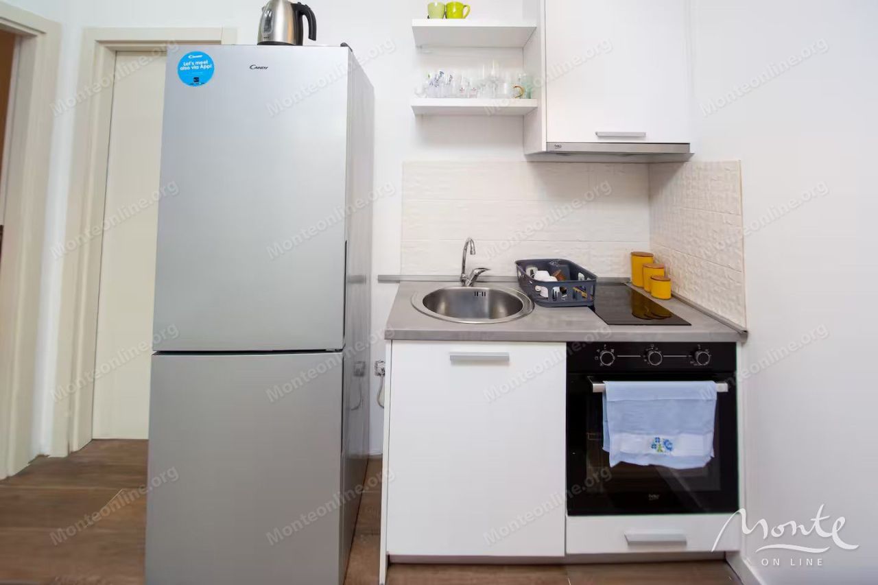 Апартаменты в Тивате, Черногория, 62 м² - фото 12