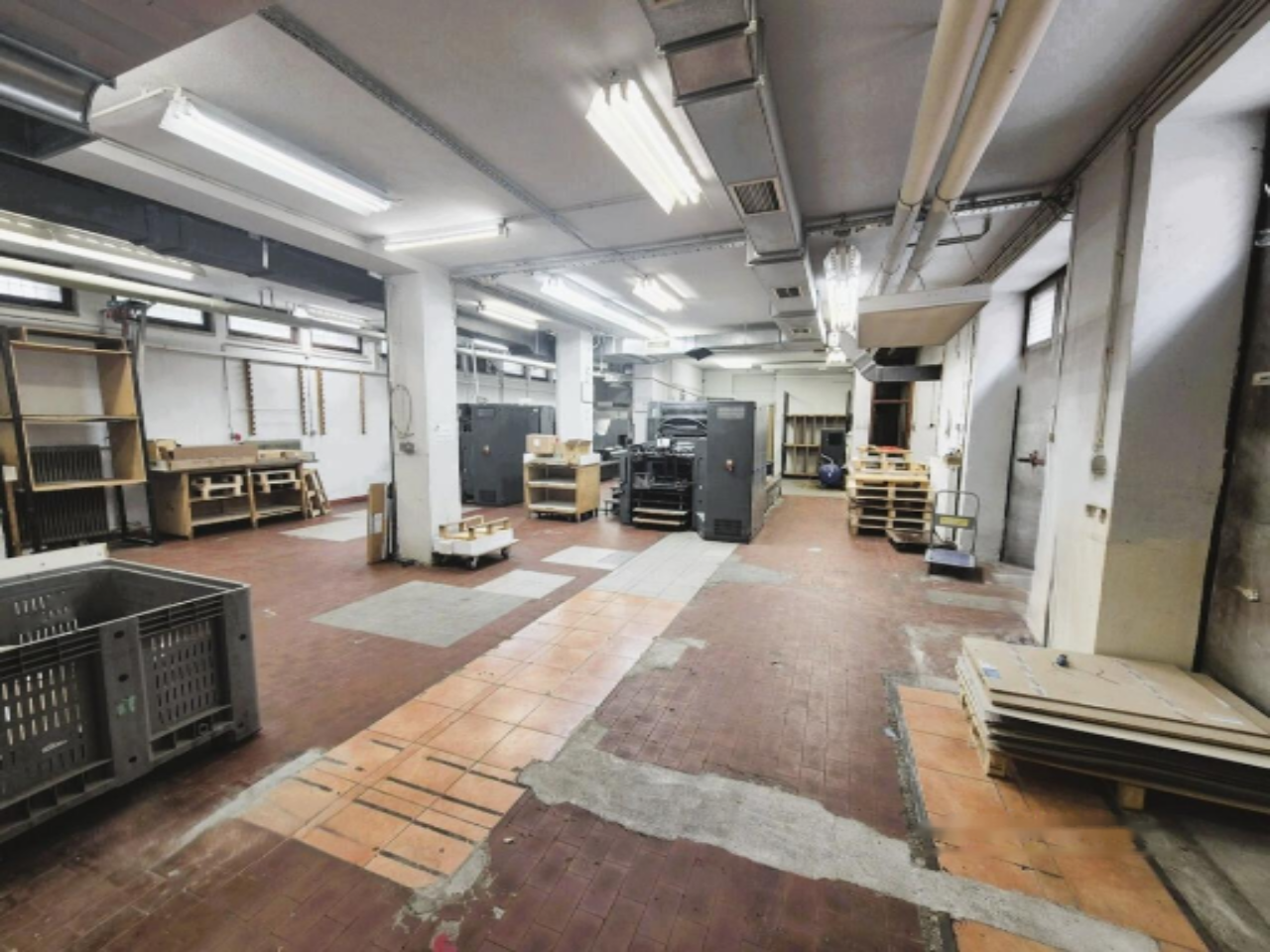 Офис в Любляне, Словения, 951 м² - фото 7