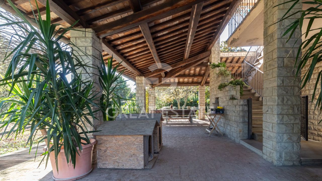 Дом в Порано, Италия, 477.3 м² - фото 9