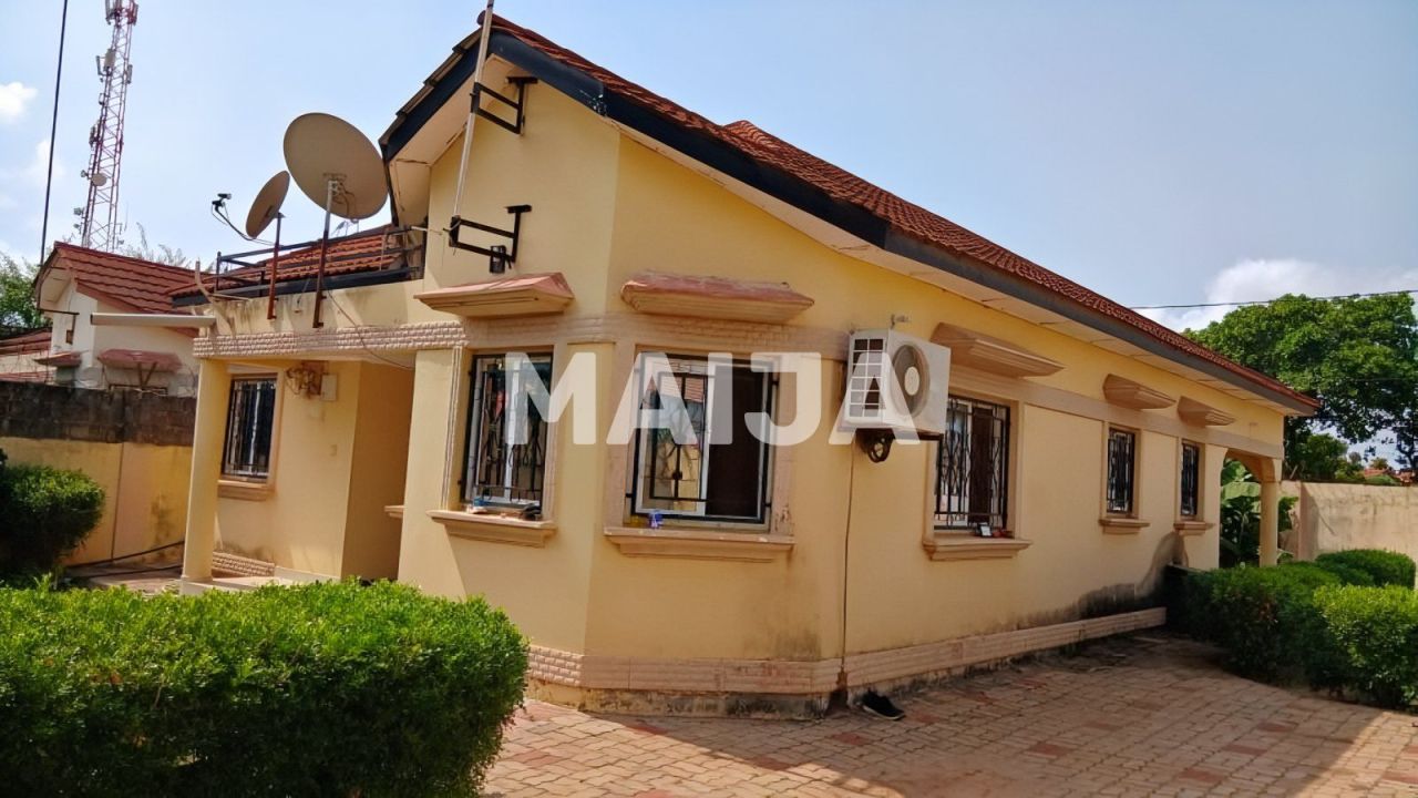 Дом Old Yundum, Гамбия, 89 м² - фото 2