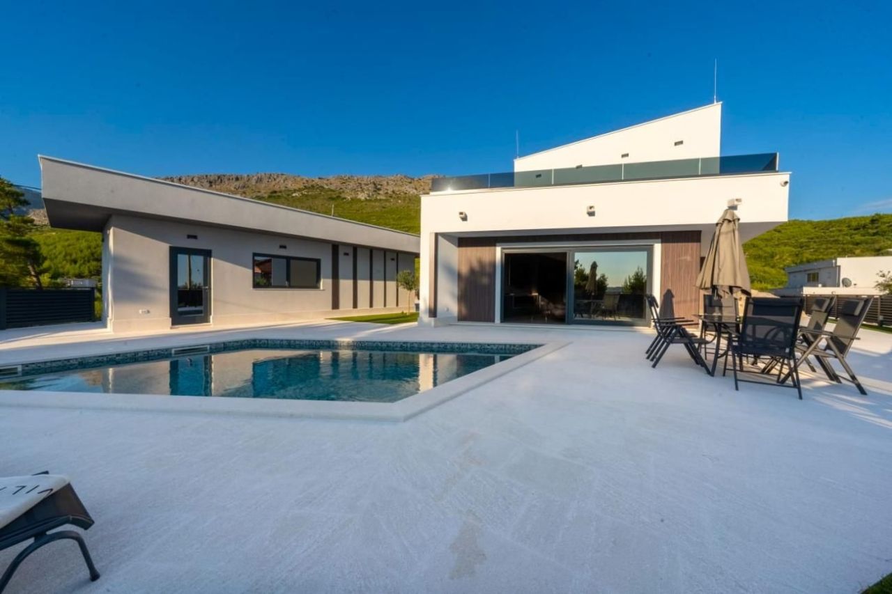 Вилла в Подстране, Хорватия, 190 м² - фото 1