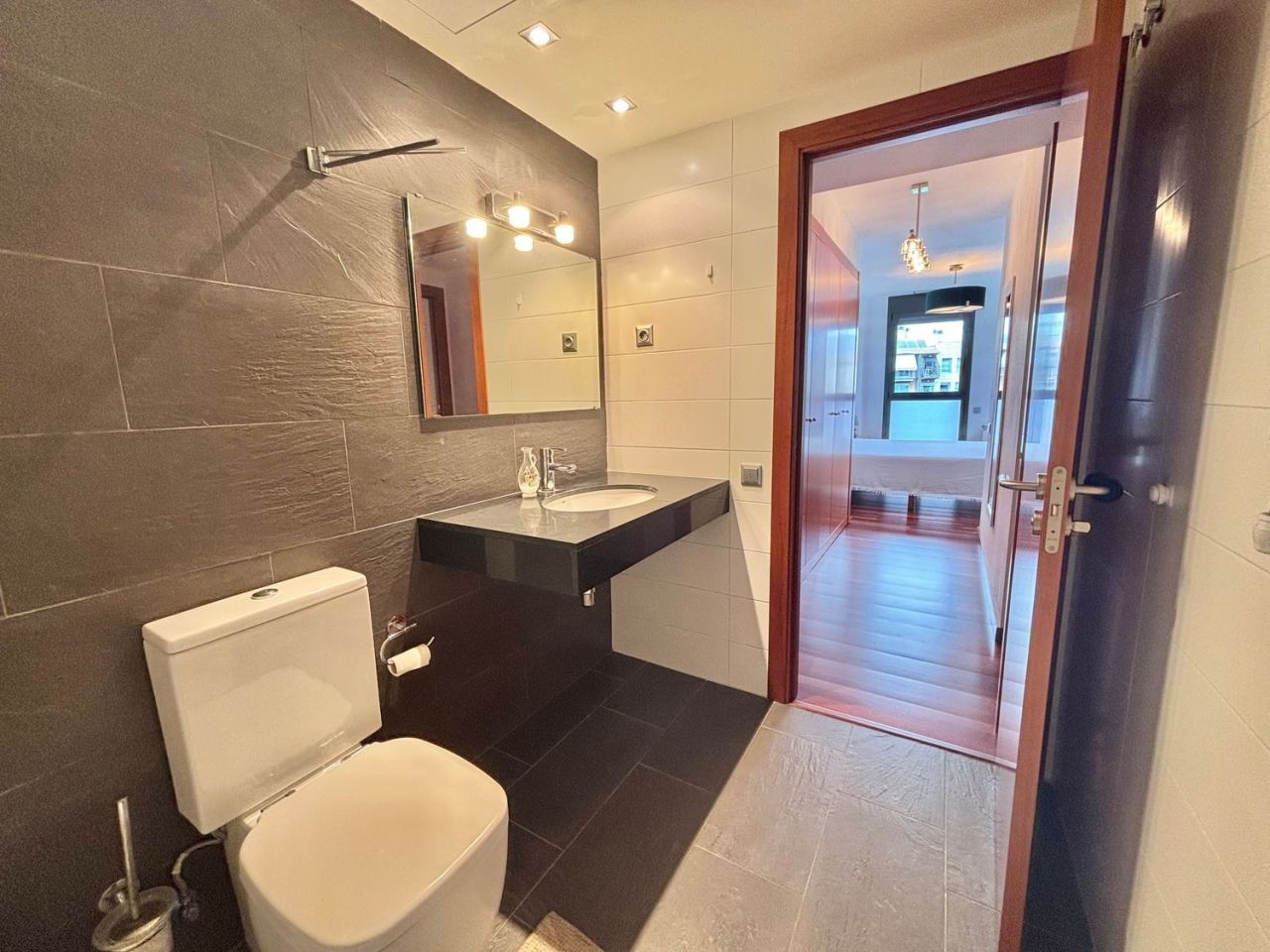 Квартира в Барселоне, Испания, 78 м² - фото 18