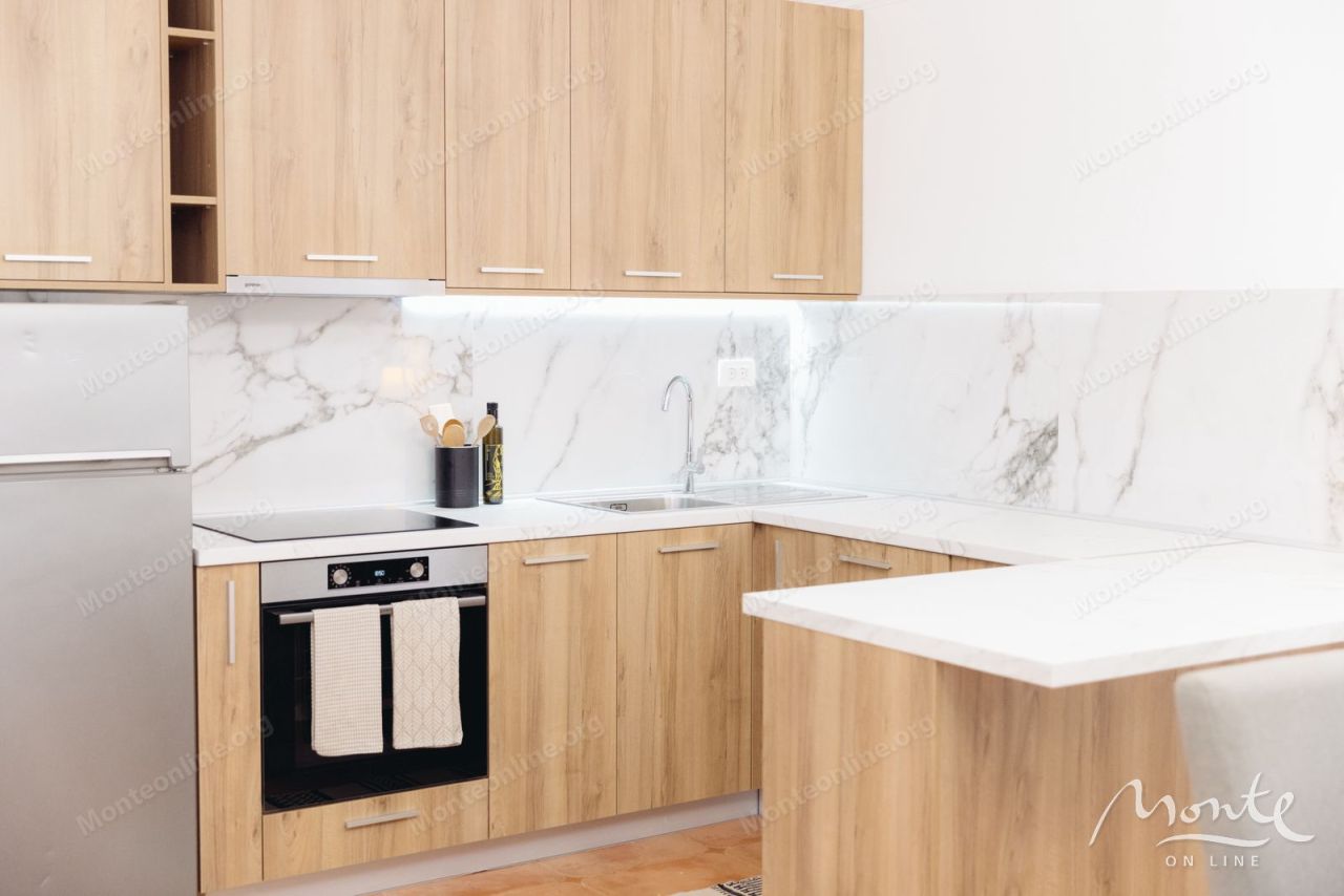 Апартаменты в Святом Стефане, Черногория, 74 м² - фото 5