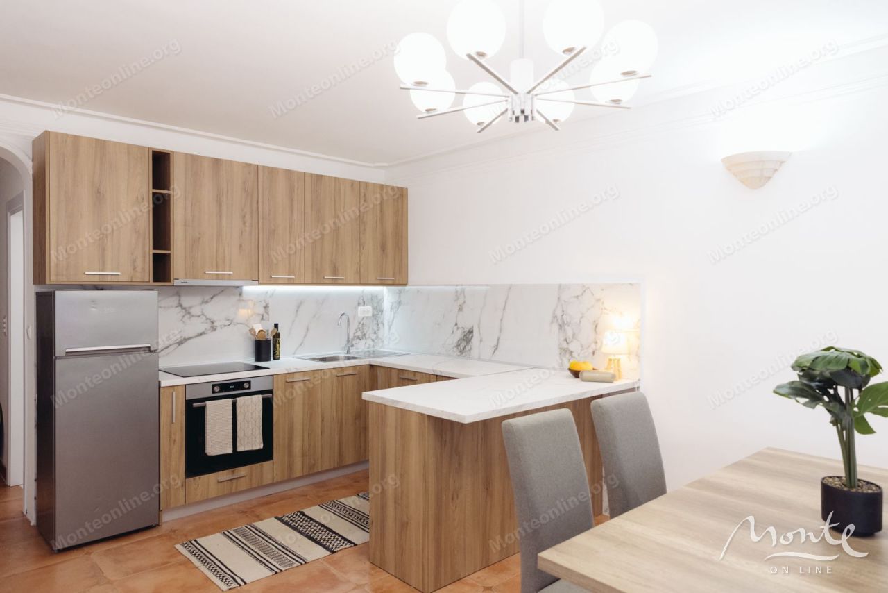 Апартаменты в Святом Стефане, Черногория, 74 м² - фото 7