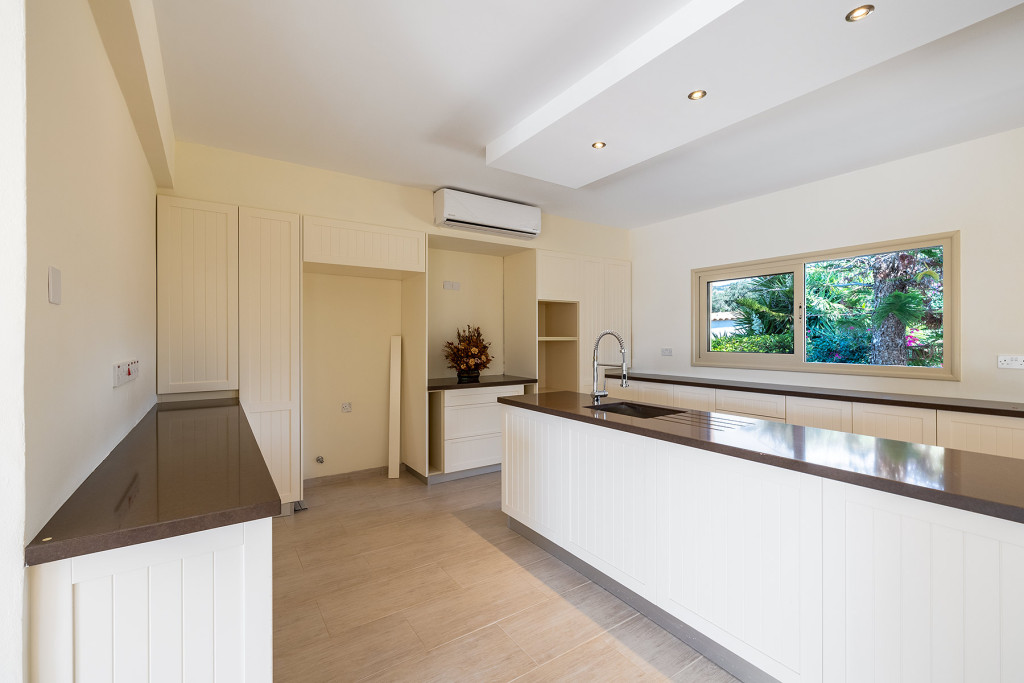 Квартира в Пафосе, Кипр, 320 м² - фото 7