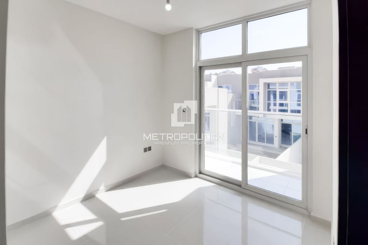 Таунхаус в Дубае, ОАЭ, 155 м² - фото 9