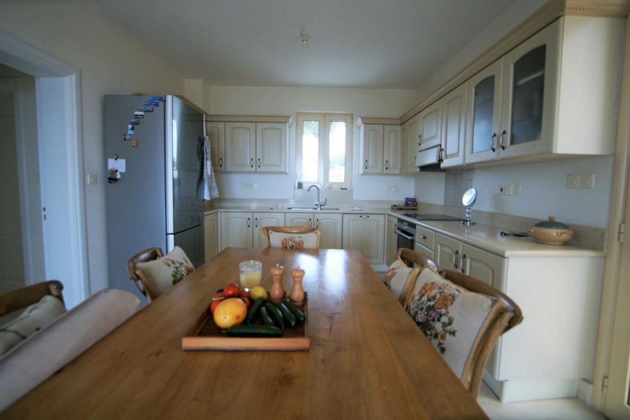 Вилла в Пафосе, Кипр, 233 м² - фото 8