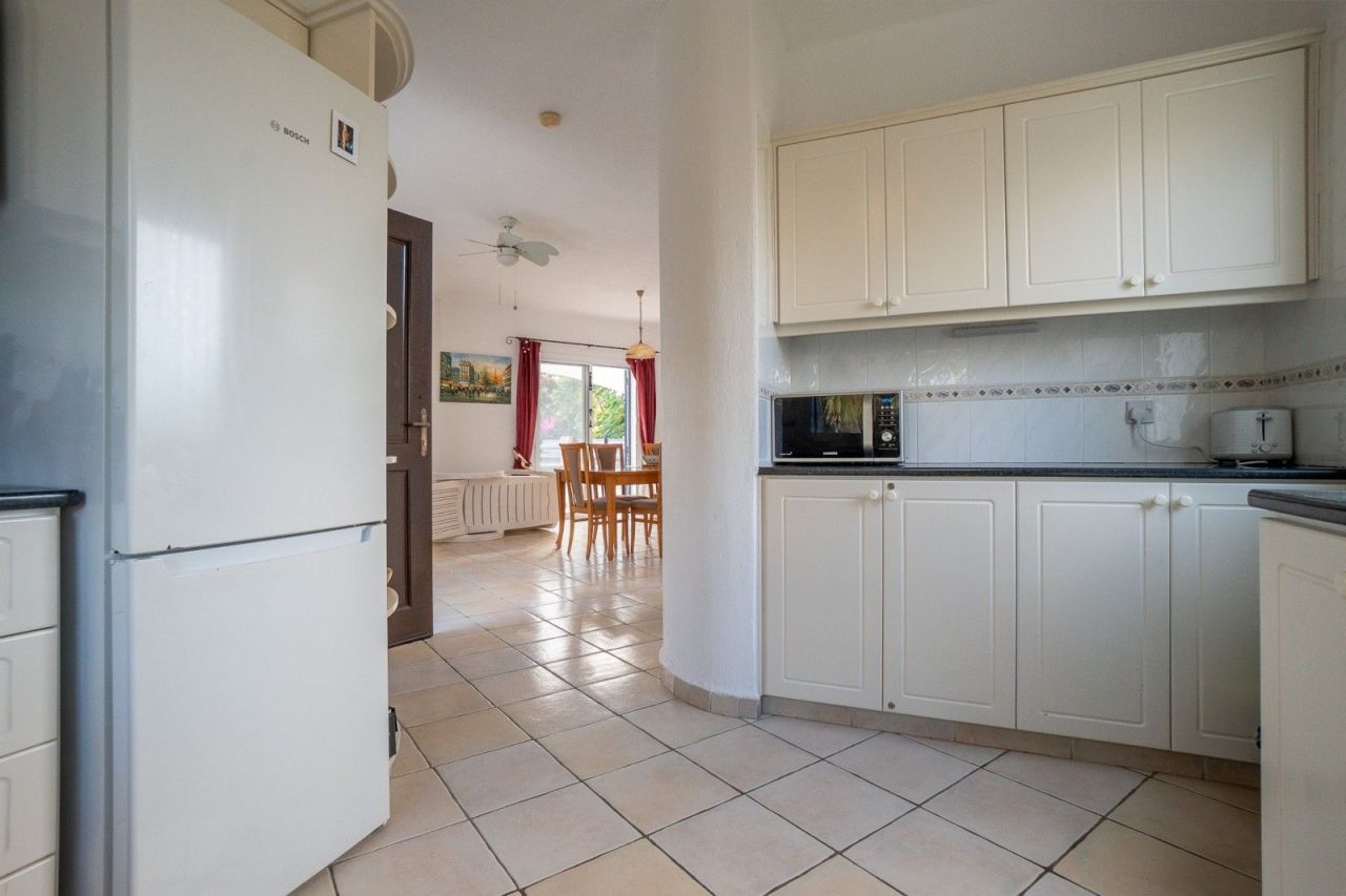 Вилла в Пафосе, Кипр, 215 м² - фото 11