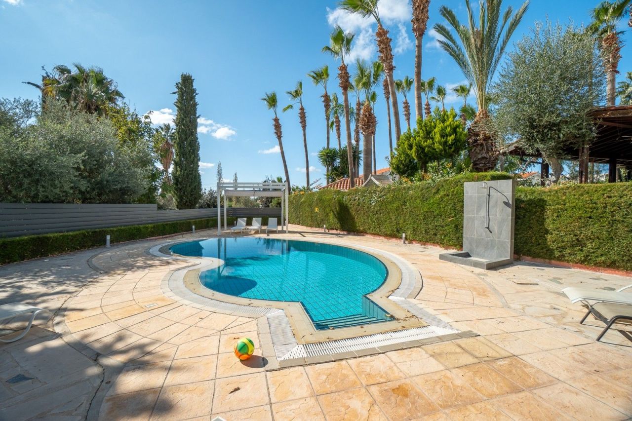 Вилла в Пафосе, Кипр, 238 м² - фото 19