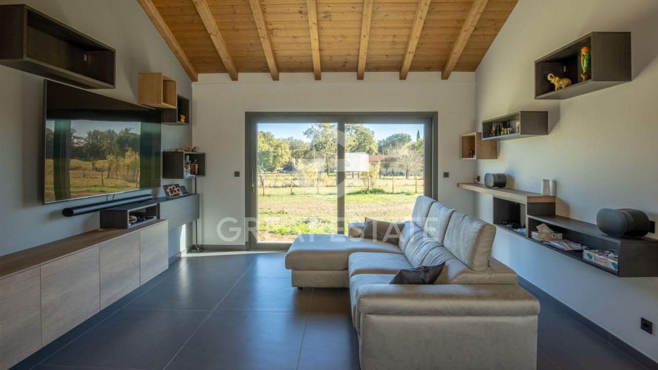 Вилла в Кастильоне-дель-Лаго, Италия, 270 м² - фото 10