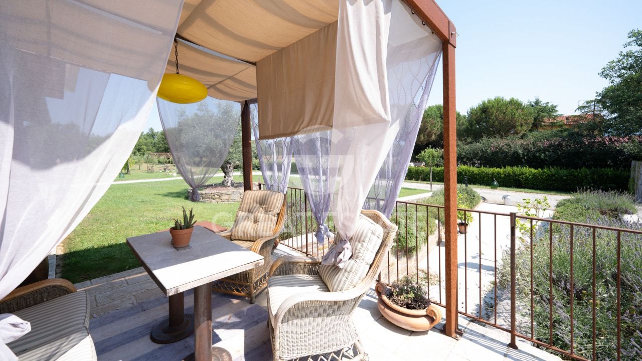 Дом в Кортоне, Италия, 237.2 м² - фото 10