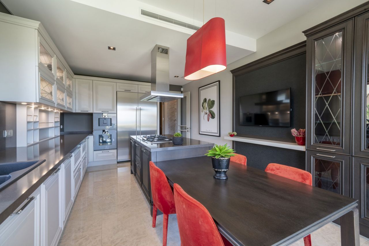 Вилла в Бейликдюзю, Турция, 250 м² - фото 9