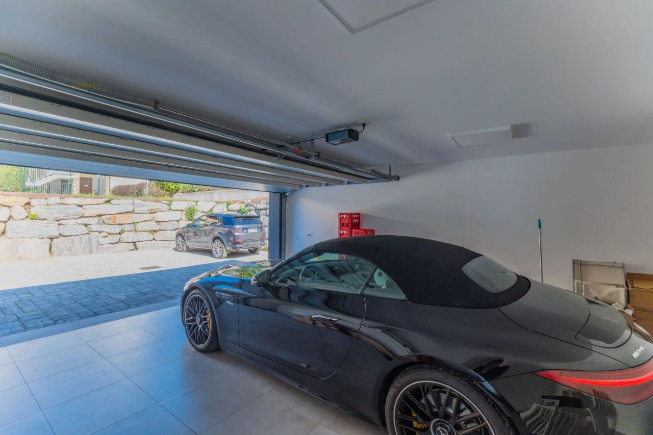 Вилла в Безоццо, Италия, 250 м² - фото 14