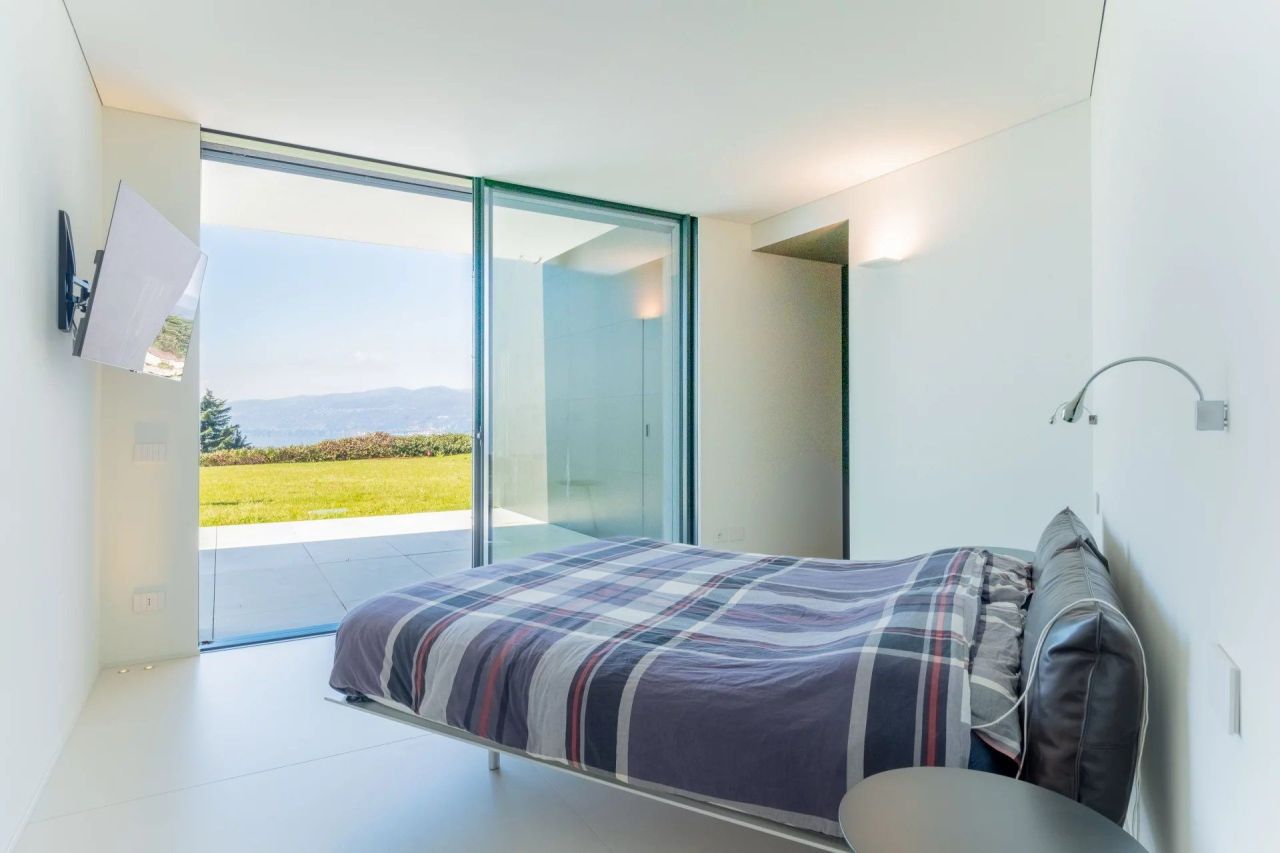 Вилла в Безоццо, Италия, 250 м² - фото 7