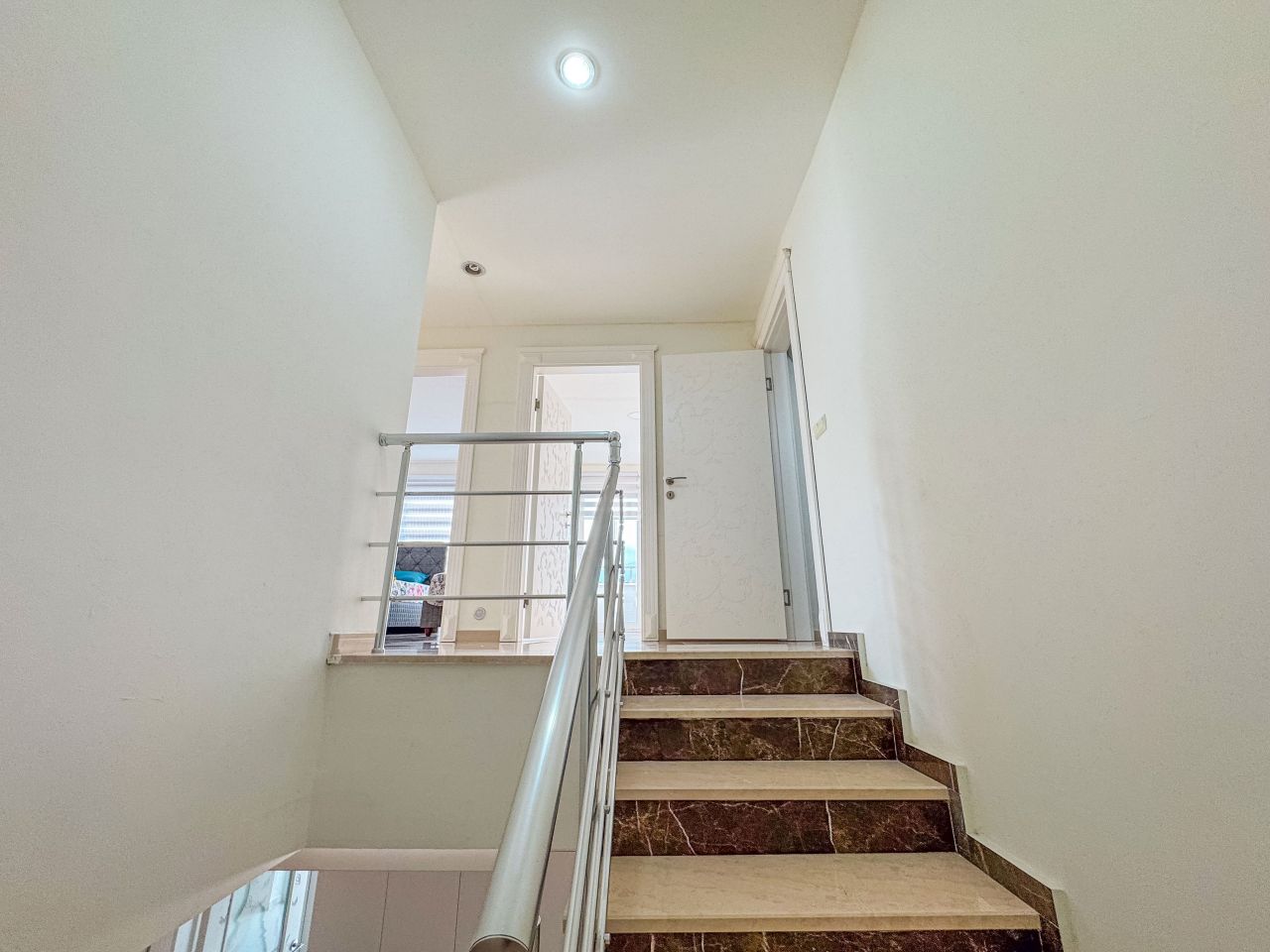 Апартаменты в Алании, Турция, 140 м² - фото 17