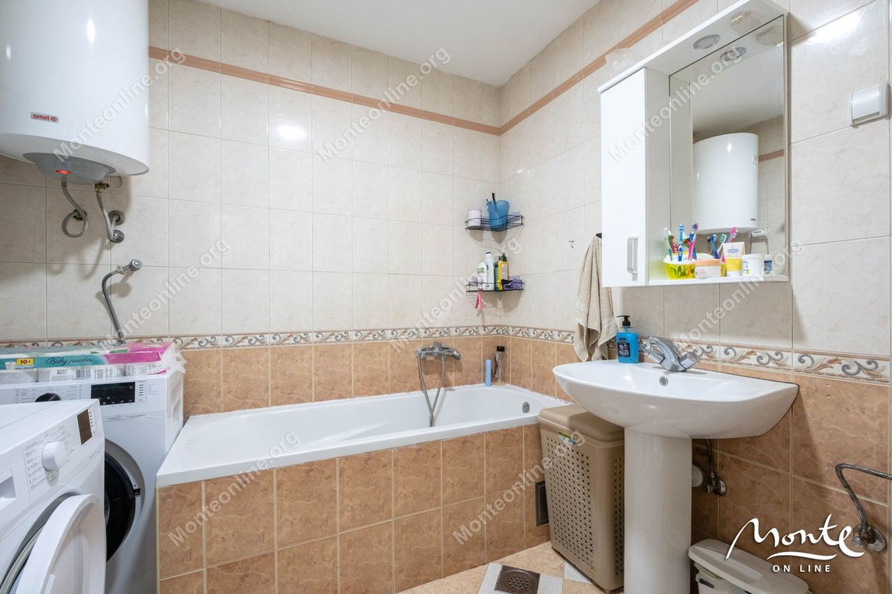 Апартаменты в Доброте, Черногория, 48 м² - фото 13