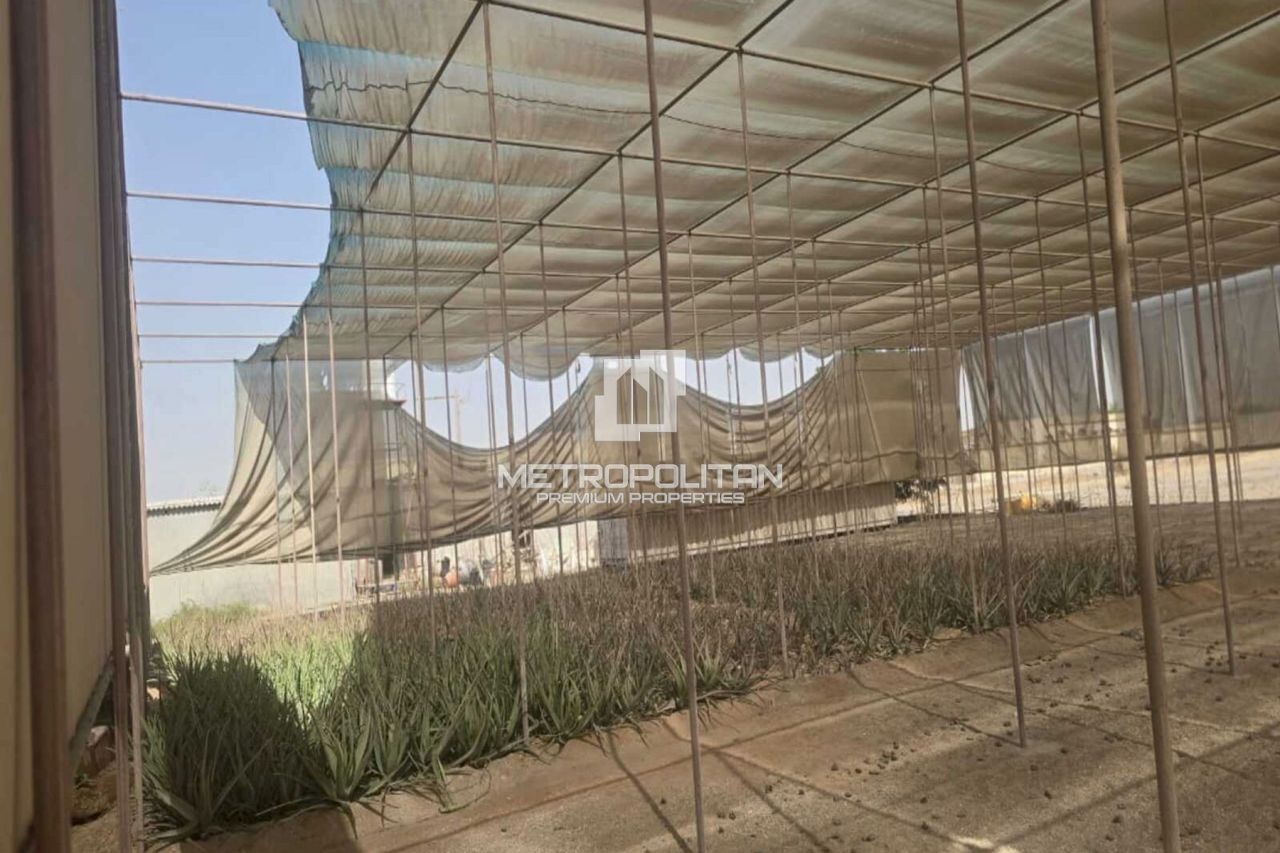 Доходный дом в Рас-эль-Хайме, ОАЭ, 14 864 м² - фото 1