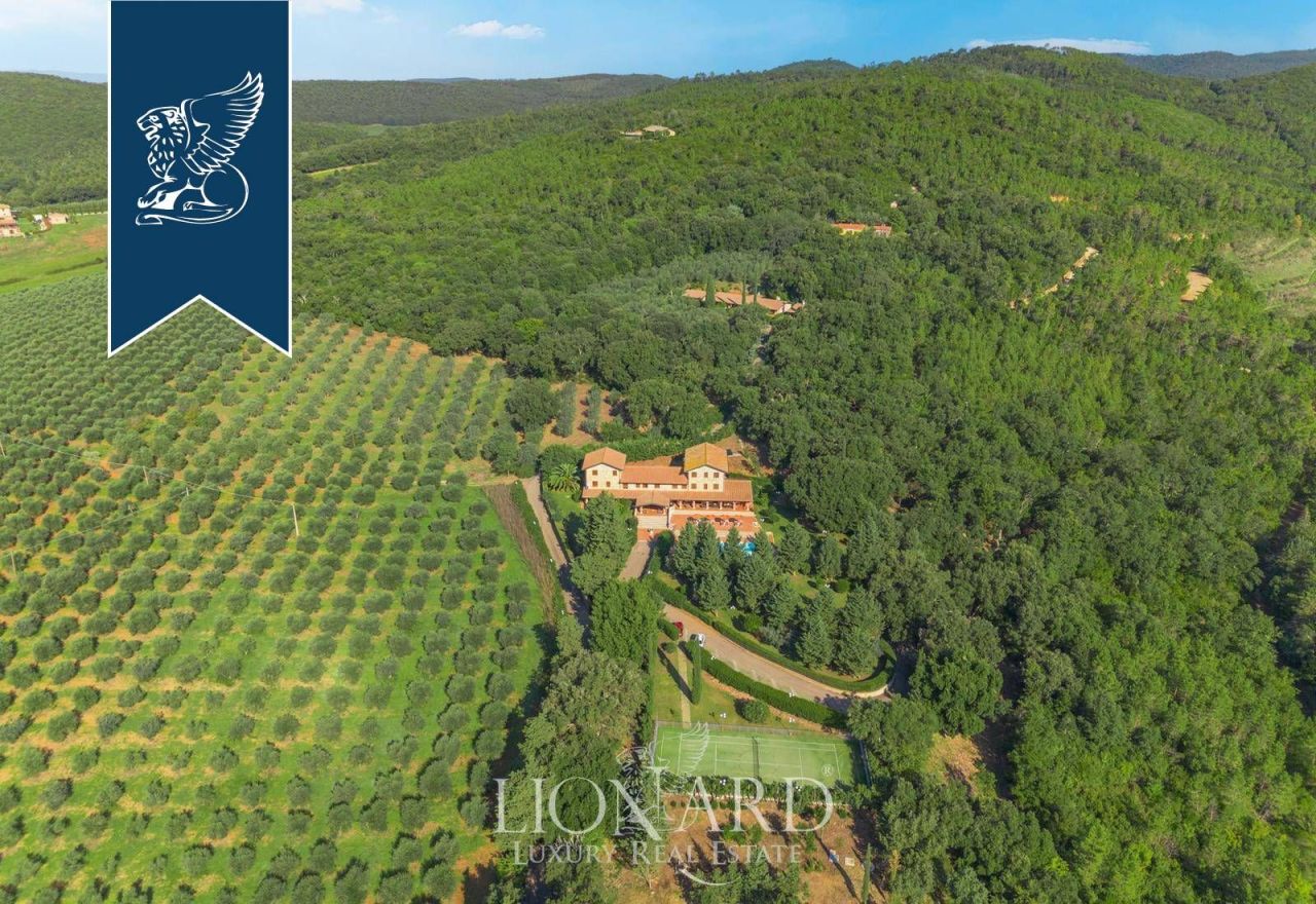 Дом в Масса-Мариттиме, Италия, 1 370 м² - фото 2