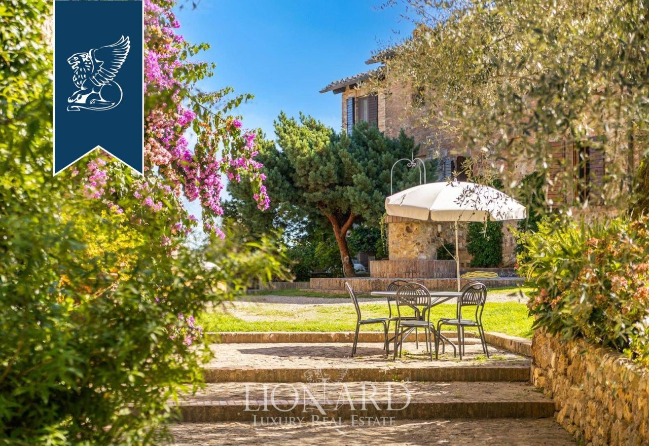 Ферма в Сиене, Италия, 1 600 м² - фото 4