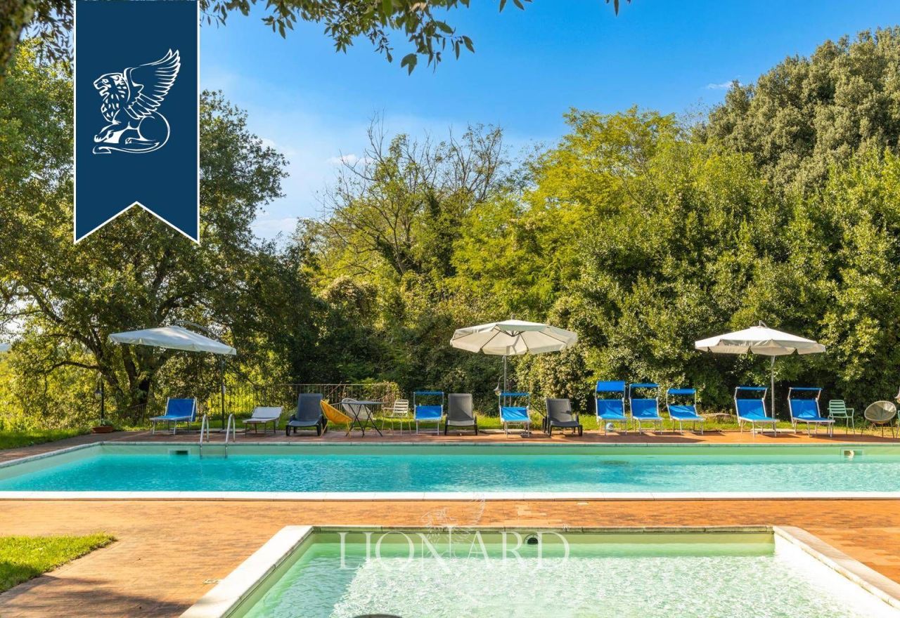 Вилла в Сиене, Италия, 1 513 м² - фото 5