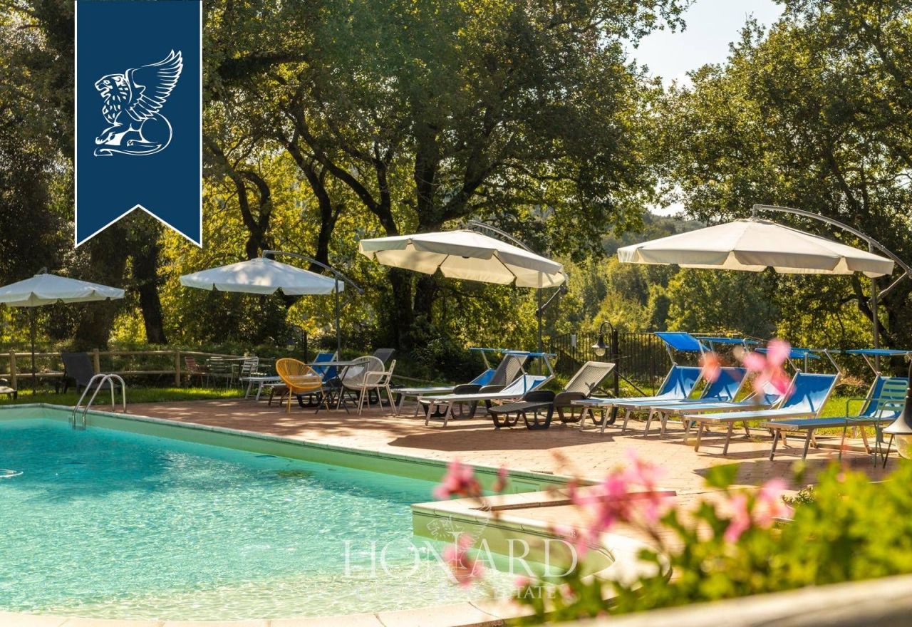 Вилла в Сиене, Италия, 1 513 м² - фото 7