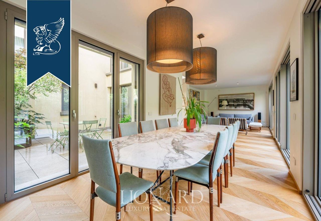 Апартаменты в Милане, Италия, 247 м² - фото 7