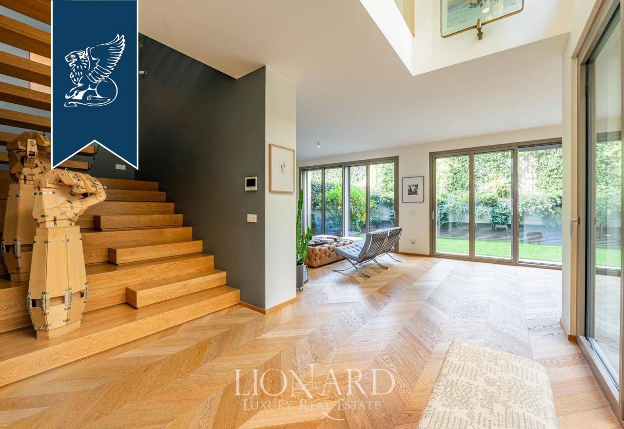 Апартаменты в Милане, Италия, 247 м² - фото 10