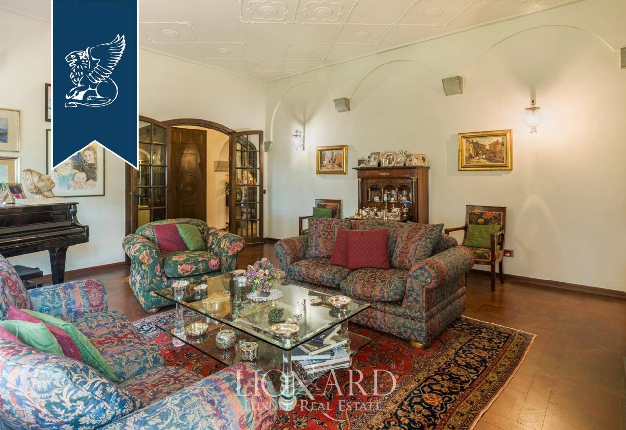 Вилла в Пьетрасанте, Италия, 565 м² - фото 11