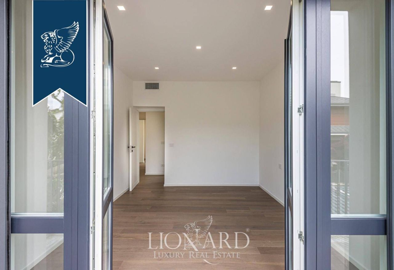 Вилла в Монце, Италия, 192 м² - фото 13