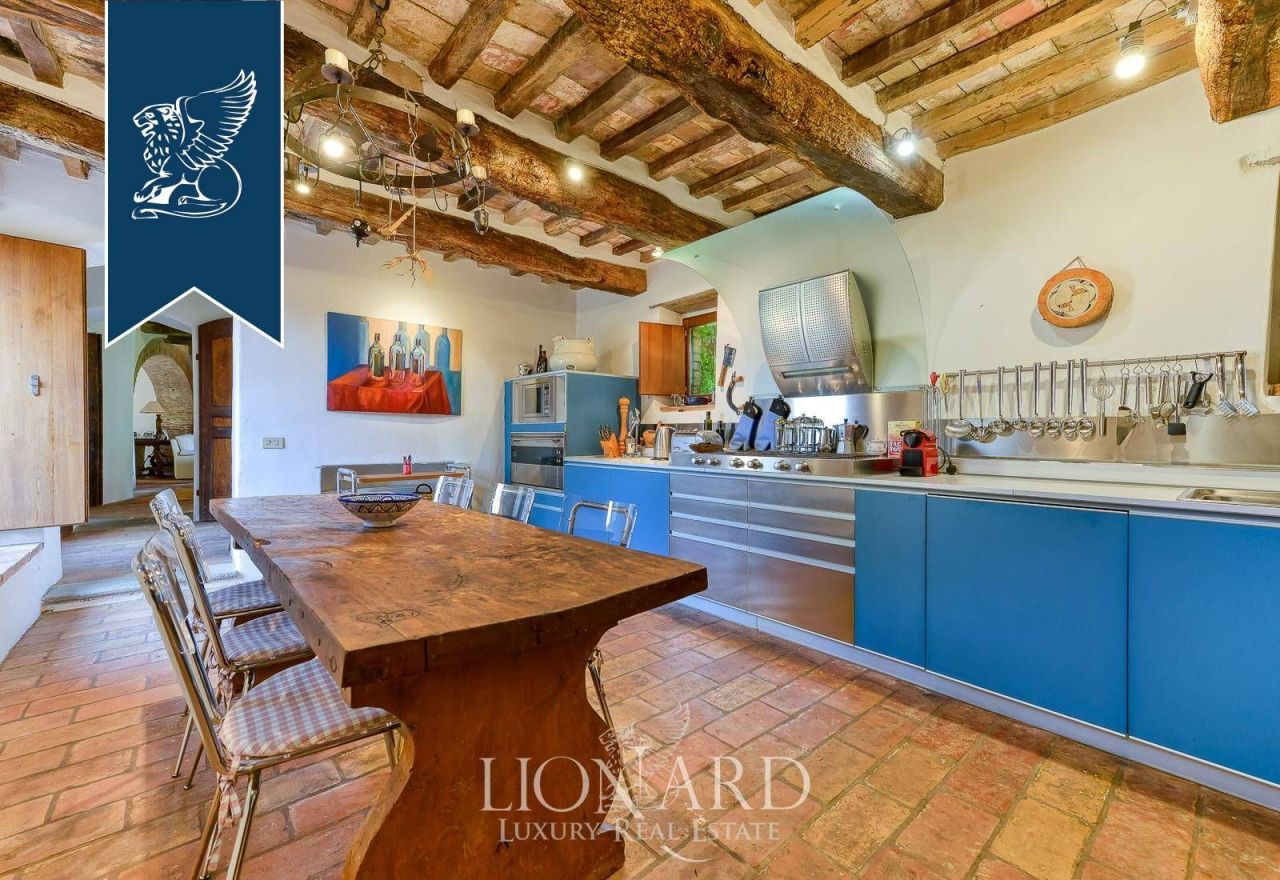 Вилла в Перудже, Италия, 1 400 м² - фото 17