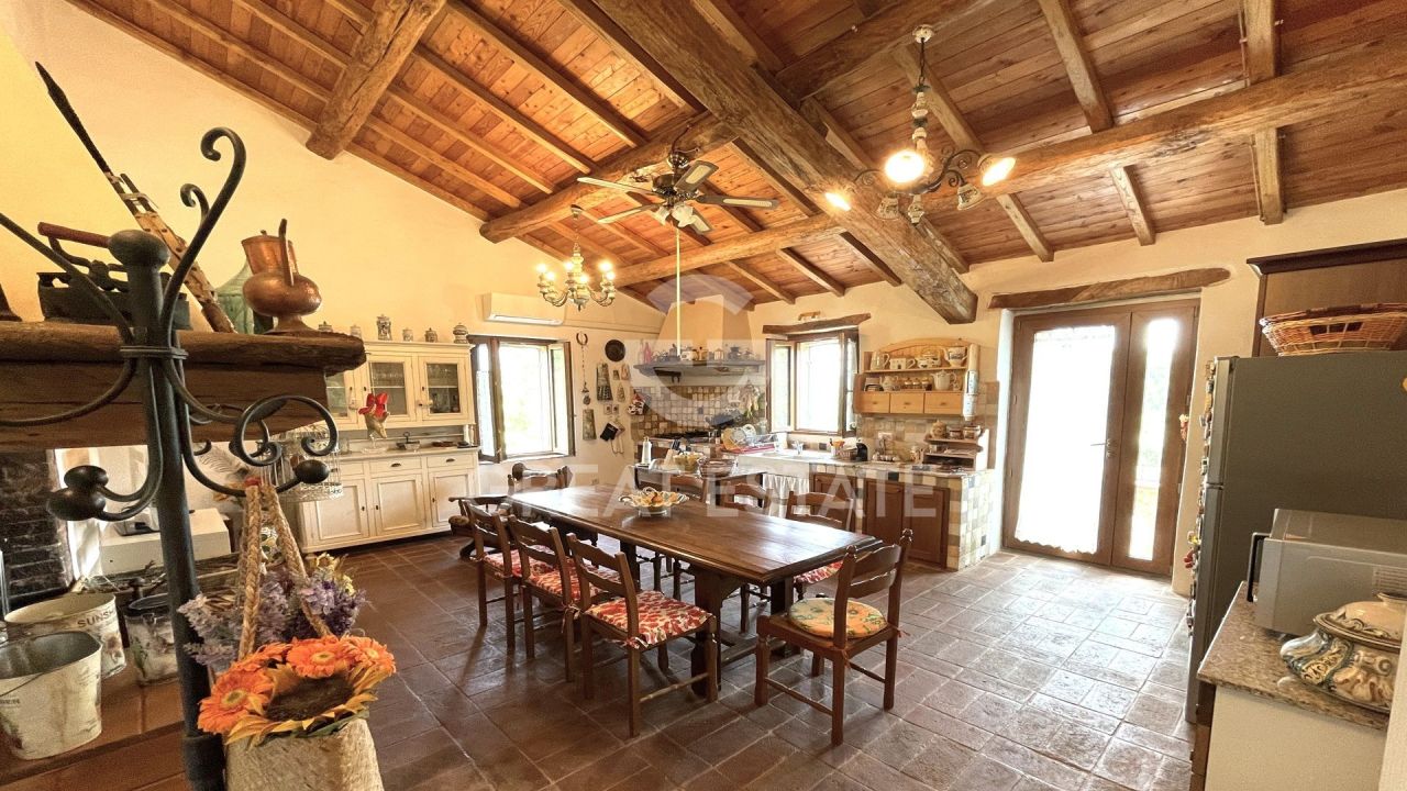 Дом в Монтегаббьоне, Италия, 380.05 м² - фото 11