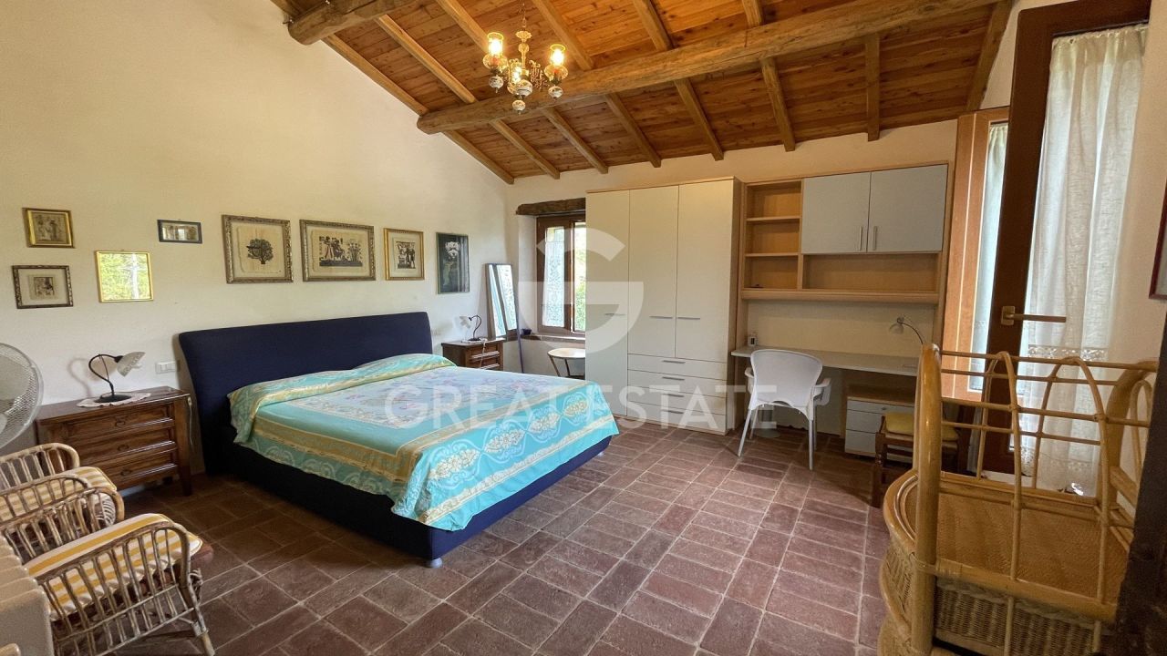 Дом в Монтегаббьоне, Италия, 380.05 м² - фото 12