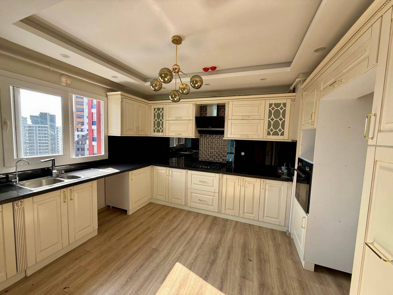 Квартира в Мерсине, Турция, 200 м² - фото 5