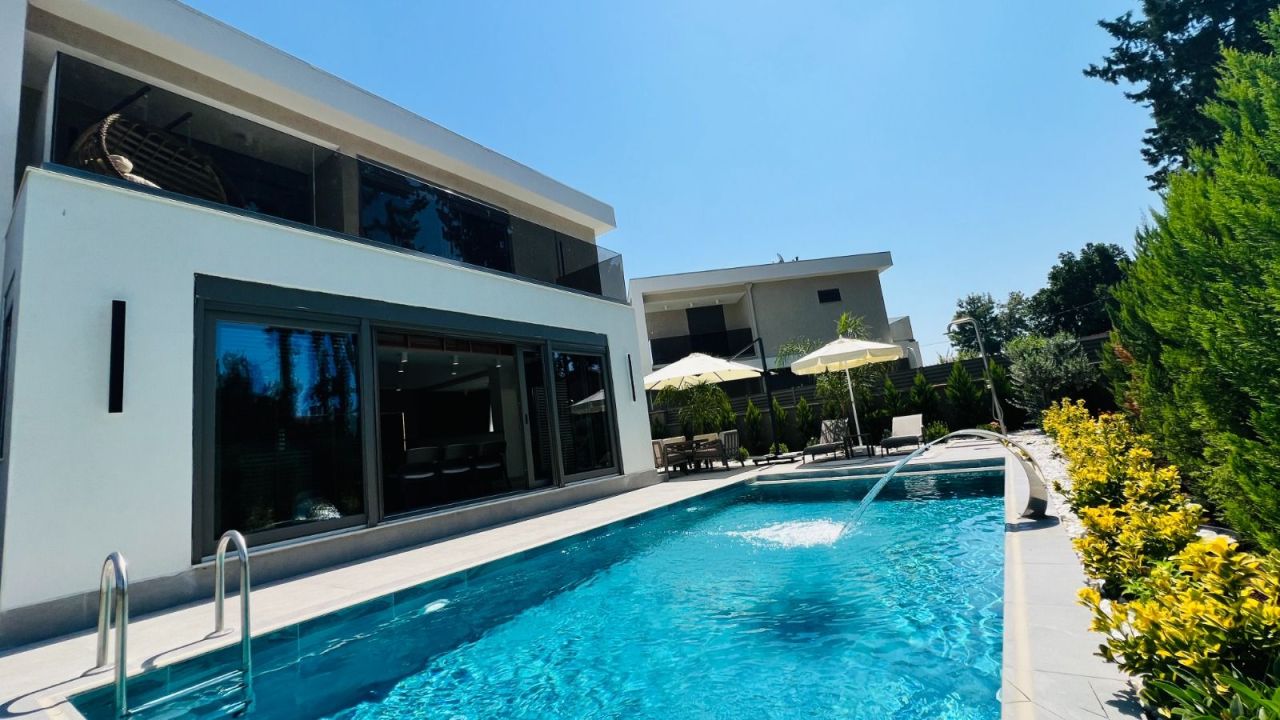 Вилла в Кемере, Турция, 220 м² - фото 2