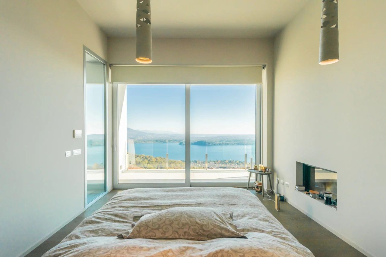 Вилла в Массино-Висконти, Италия, 360 м² - фото 9