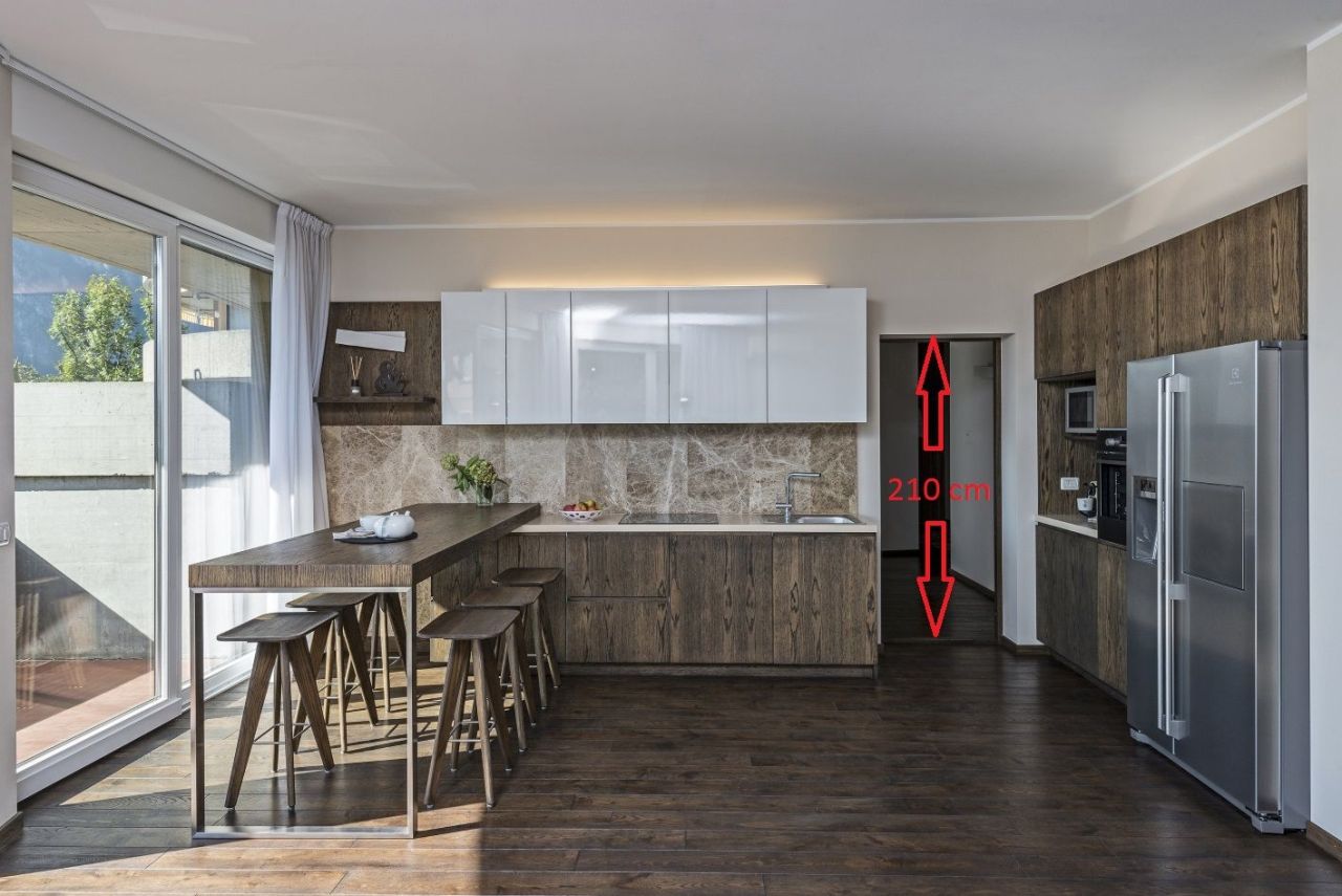 Квартира в Кампионе-д'Италия, Италия, 149 м² - фото 5