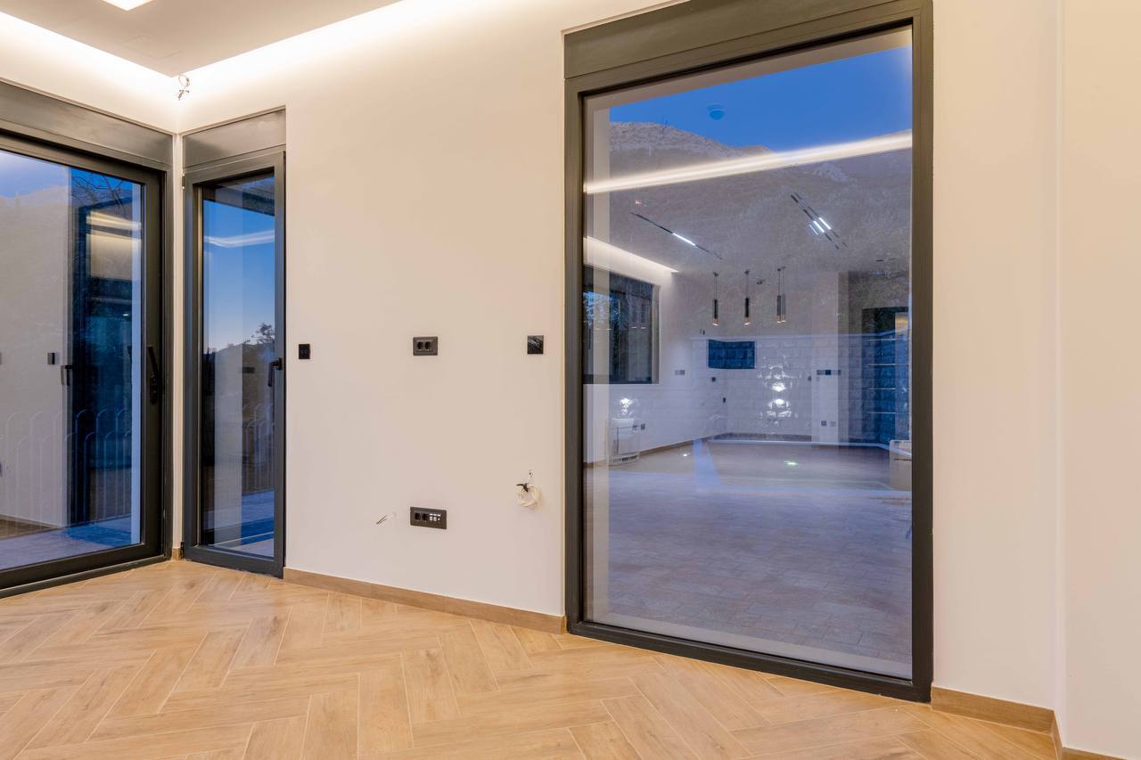 Вилла в Будве, Черногория, 240 м² - фото 6