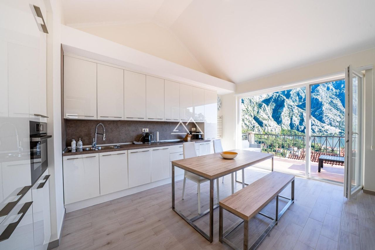 Апартаменты в Ораховаце, Черногория, 77 м² - фото 3