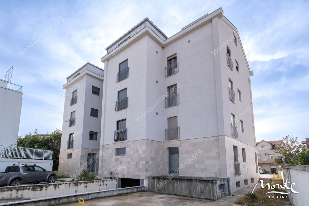 Апартаменты в Тивате, Черногория, 24.5 м² - фото 14