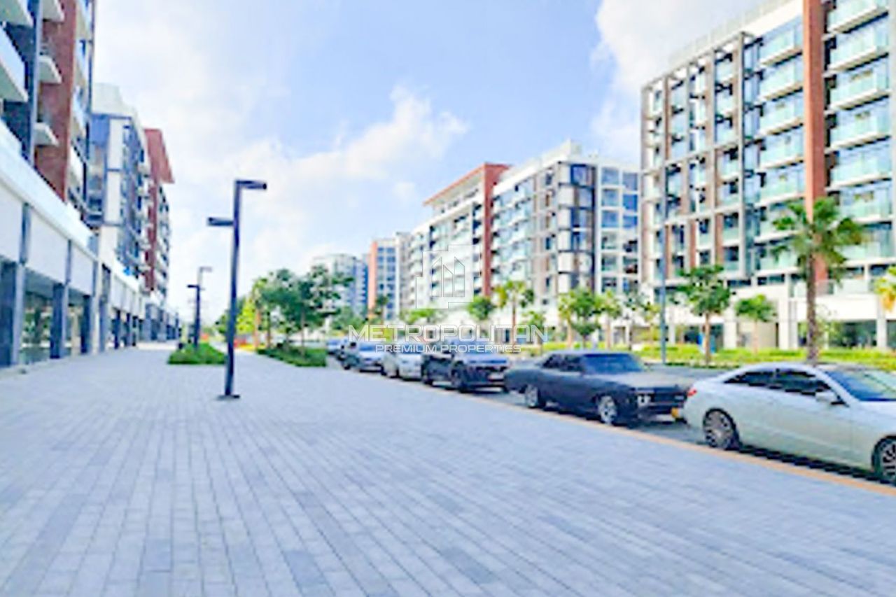 Магазин в Дубае, ОАЭ, 32 м² - фото 7