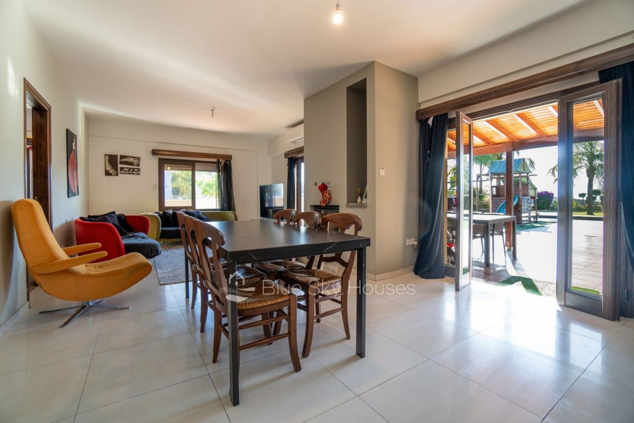 Вилла в Лимасоле, Кипр, 350 м² - фото 9