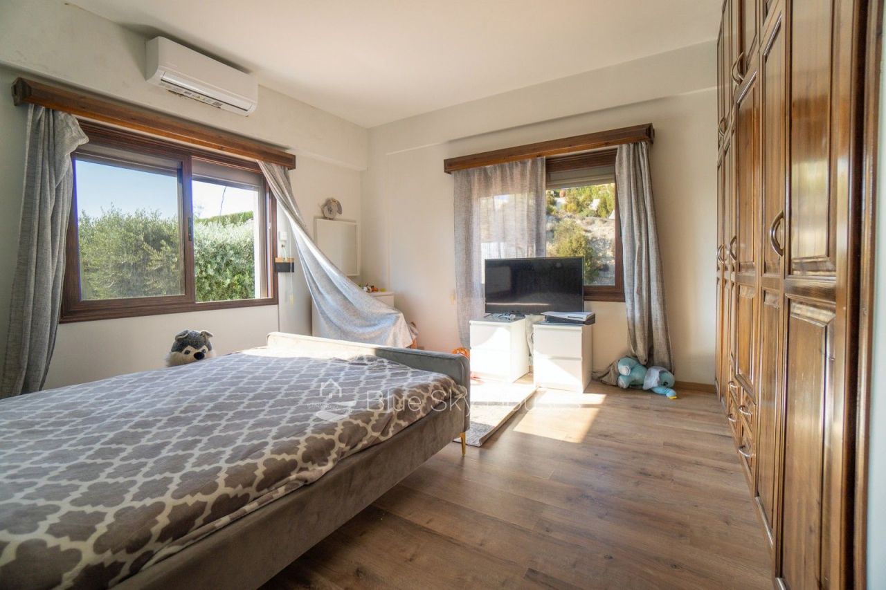 Вилла в Лимасоле, Кипр, 350 м² - фото 15