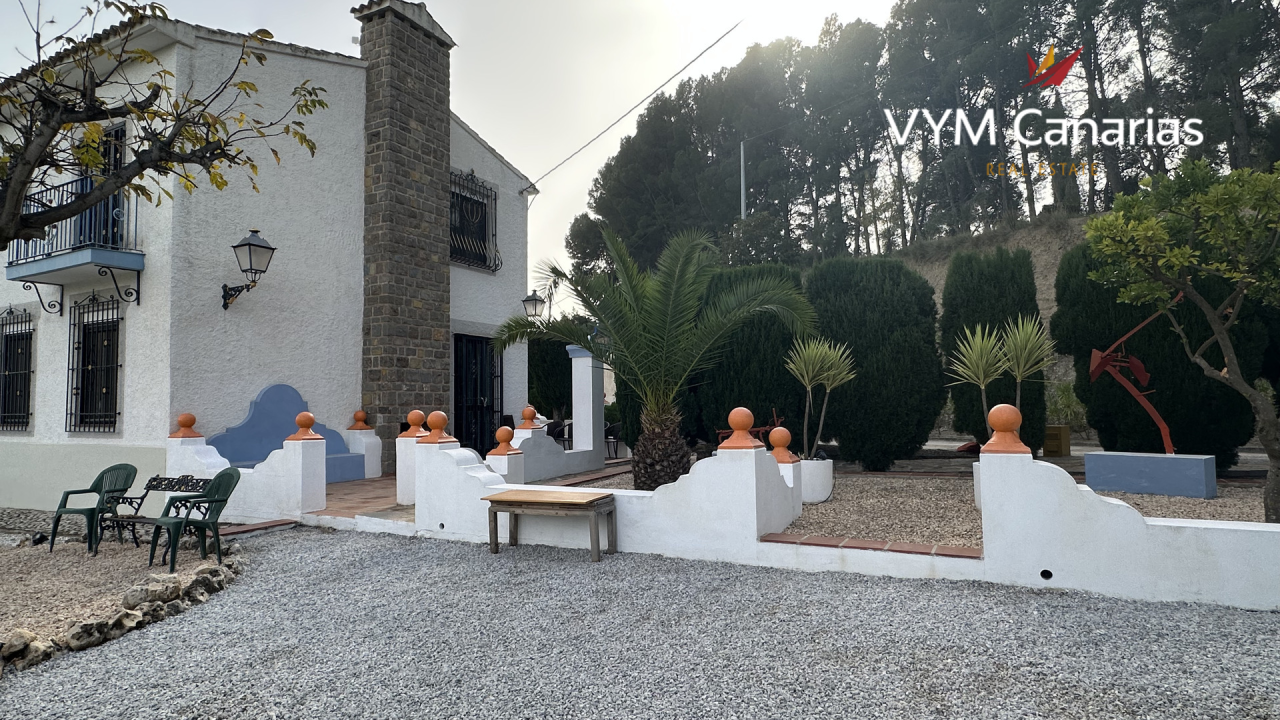 Вилла на Коста-Бланка, Испания, 277 м² - фото 1