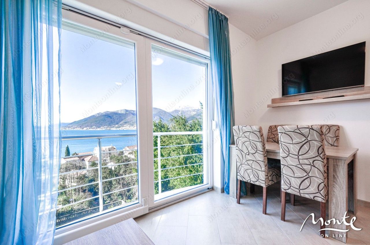 Апартаменты в Тивате, Черногория, 46 м² - фото 8