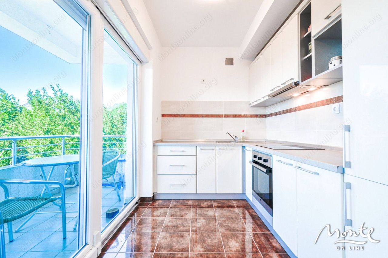 Апартаменты в Тивате, Черногория, 46 м² - фото 10